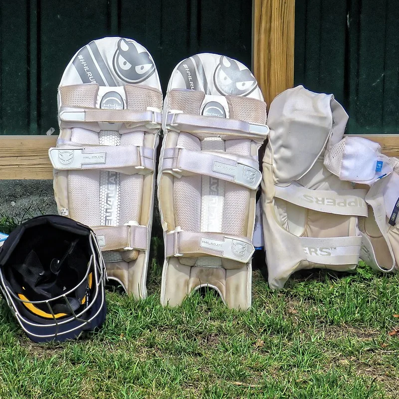 CE Batting Pads — Ambidextrous